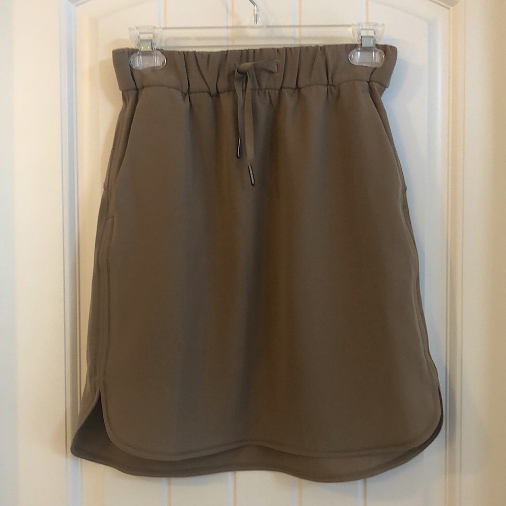 Khaki Lululemon Skirt Size 4